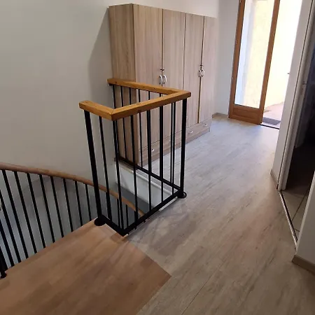 Maison Avec Terrasse Du Valleroy Жуанвиль